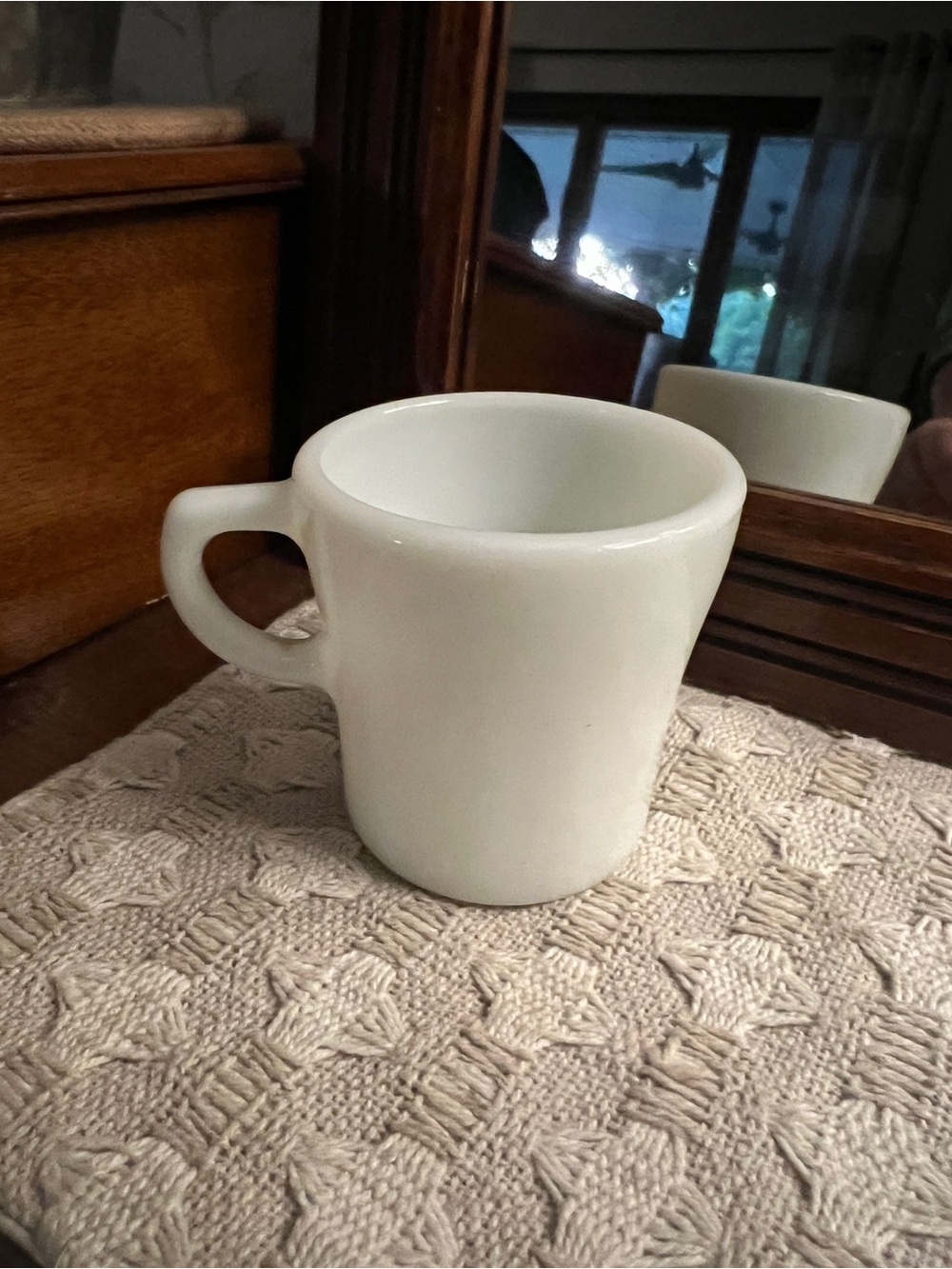 PYREX Vintage Classic D Handle Small 6oz Tableware Serving Coffee Mug Milk Glass